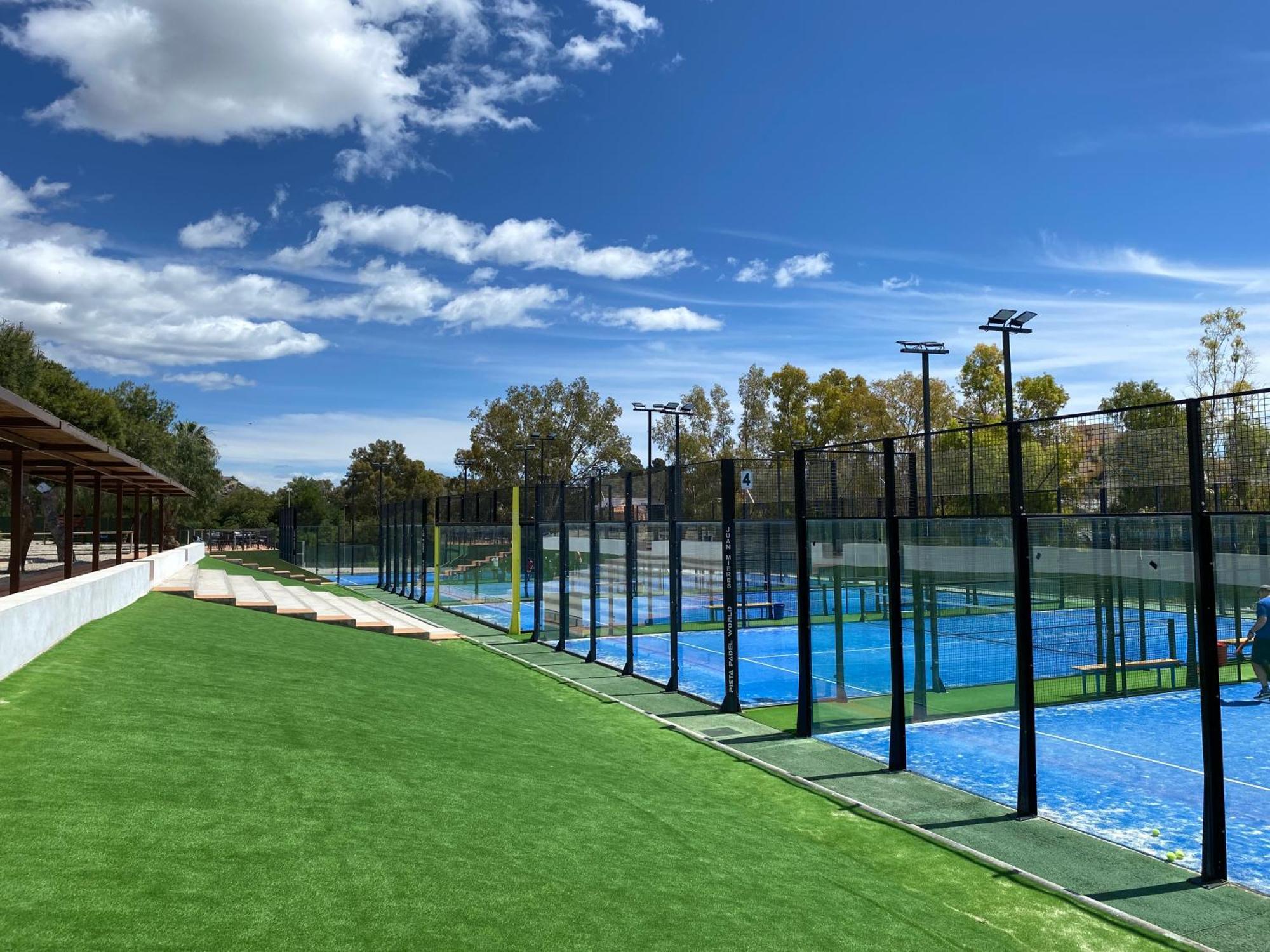 Apartamento Maria Isabel En Los Collados Golf - أغيلاس المظهر الخارجي الصورة